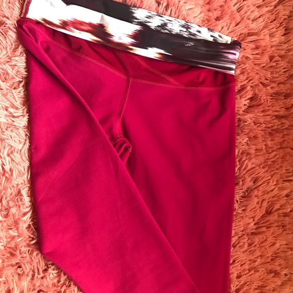Lululemon Capri tights - Picture 5 of 6